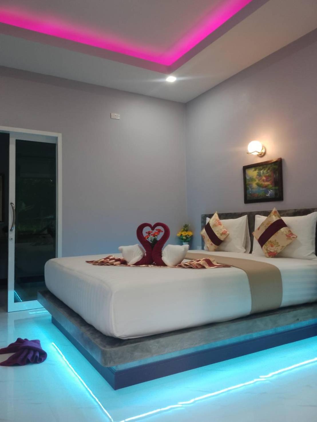 Pana Long Beach Resort - Sha Plus Ko Lanta Eksteriør billede